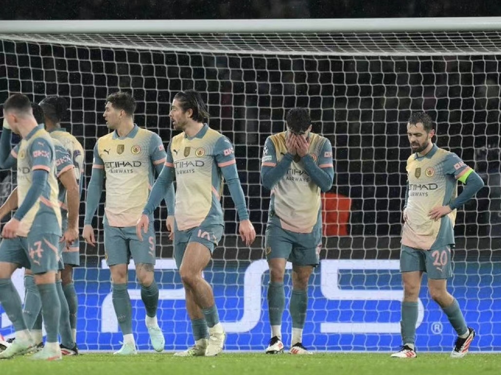 曼城大将伤退！曼联在战胜瓦伦西亚晋级的简单介绍