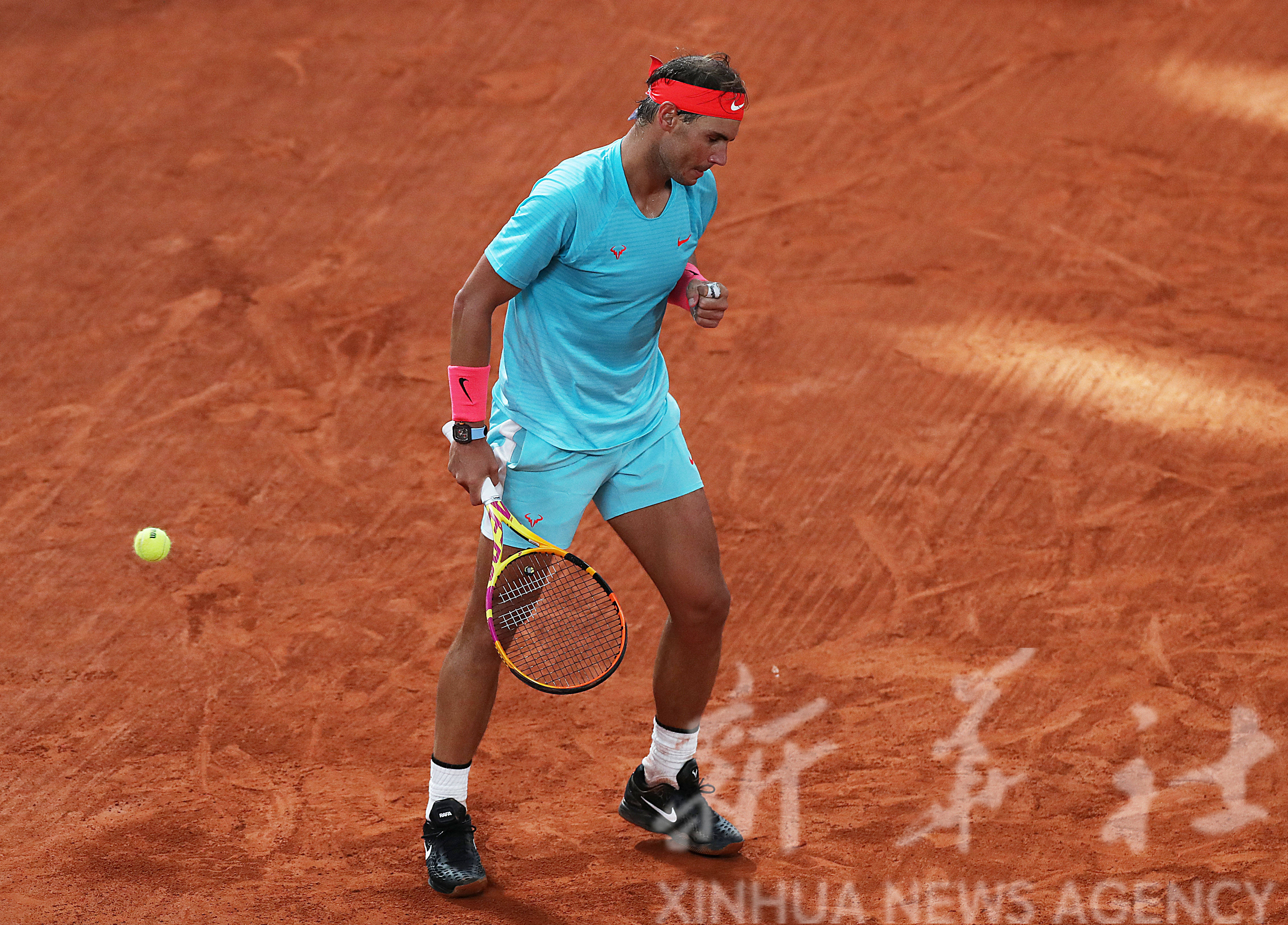 雷火电竞-法国网球队碾压英国网球队，纳达尔惊艳世界